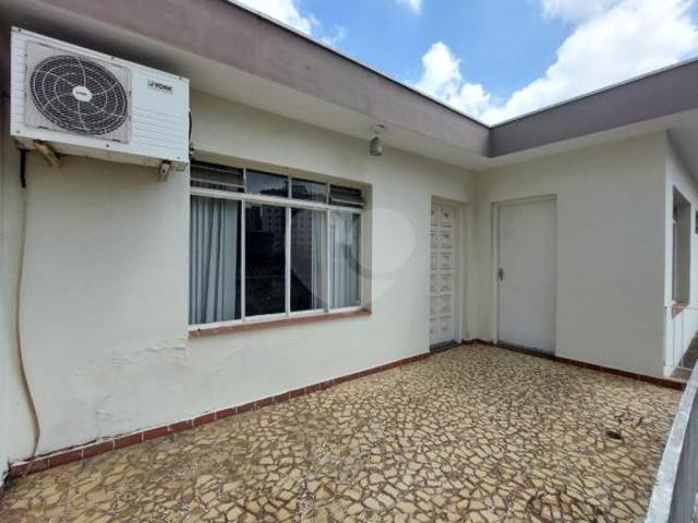 Casa térrea com 5 quartos à venda em Vila bastos SP