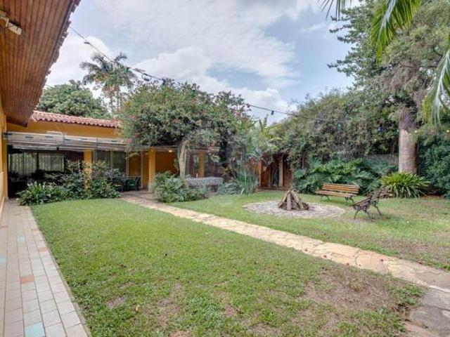 Casa térrea com 5 quartos à venda em Vila nova caledônia SP