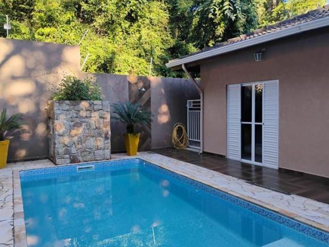Casa térrea com 5 suítes no Parque Residencial Itaguaçu, Atibaia