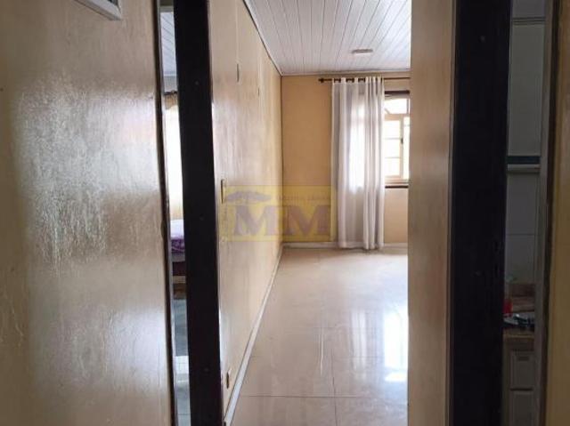 Casa térrea com amplo terreno à venda em Pinhais – conforto, espaço e excelente