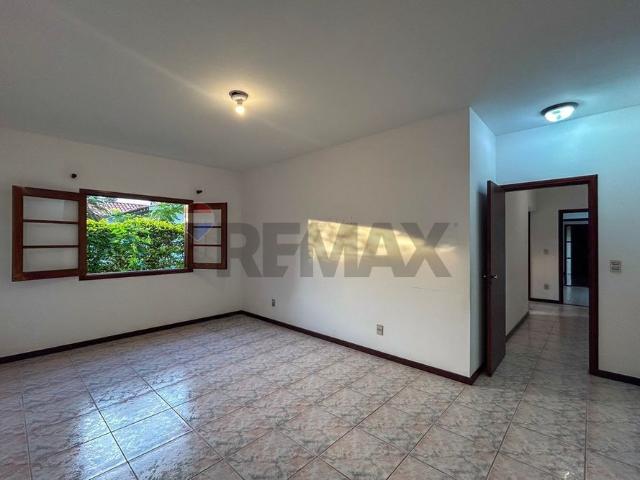 CASA TÉRREA COM EDÍCULA PARA LOCAÇÃO CONDOMÍNIO VISTA ALEGRE VINHEDO SP