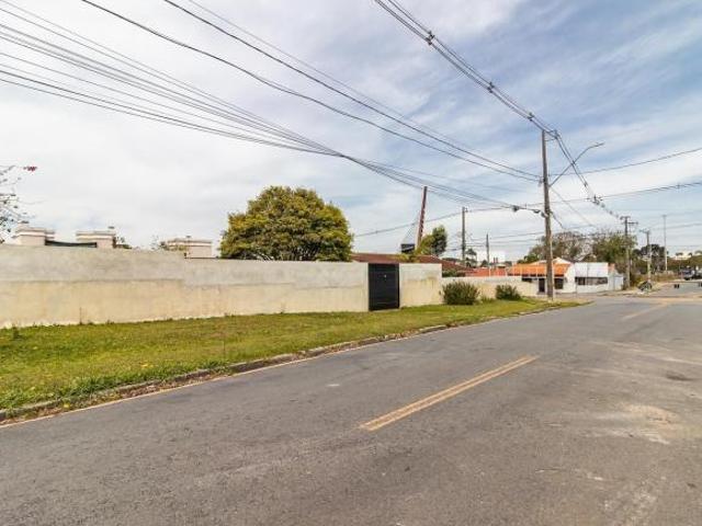 Casa Térrea com sobra de terreno Jardim das Américas