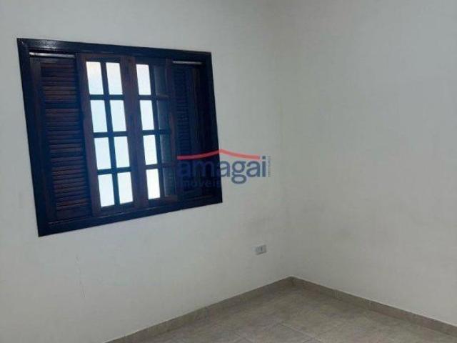 Casa terrea com suite no Jardim Emilia