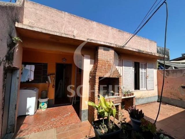CASA TÉRREA COM POSSIBILIDADE DE INVESTIMENTO COMERCIAL E RESIDENCIAL