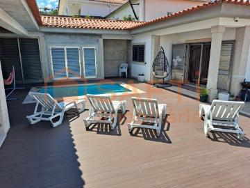 Casa à venda em Cristelo, Concelho de Paredes - Piscina