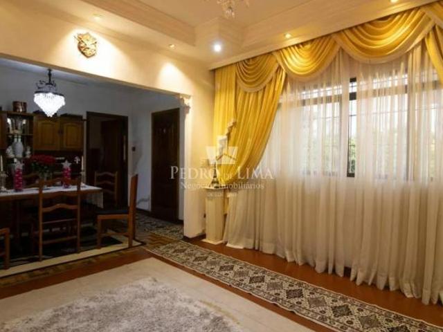 Casa terrea com quartos e salas amplas na Penha