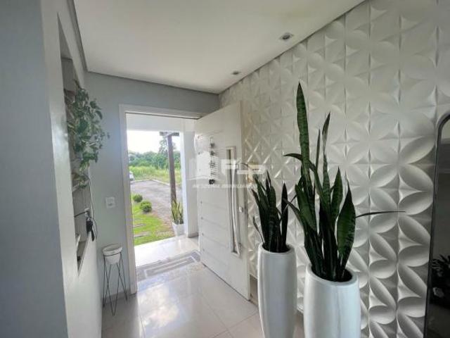 CASA TÉRREA COM QUIOSQUE NO BOM FIM ALTO