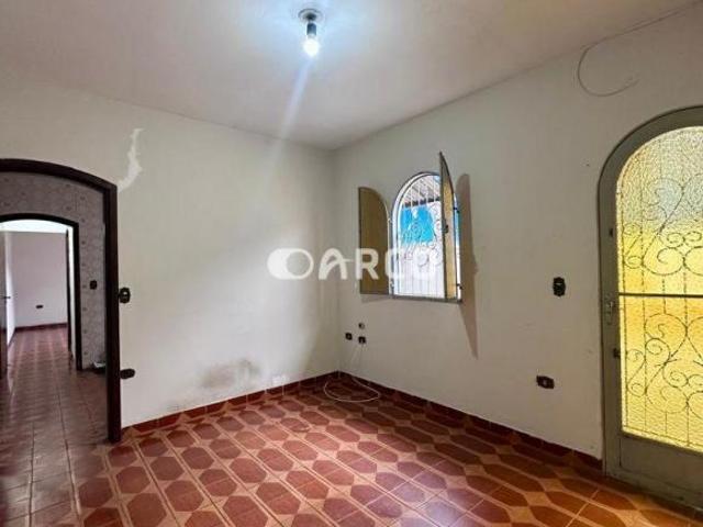 Casa Térrea com Quintal Jardim Vale do Sol 132m²
