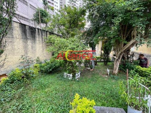 CASA TÉRREA COM TERRENO DE 266M² VILA ZANARDI GUARULHOS/SP
