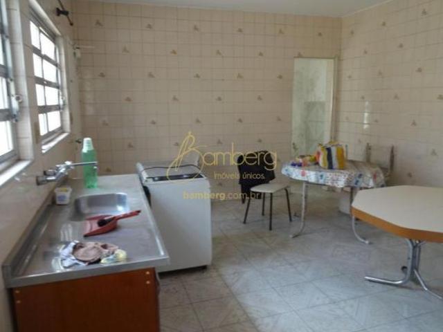 Casa térrea Comercial e Residencial! 244 m² terreno
