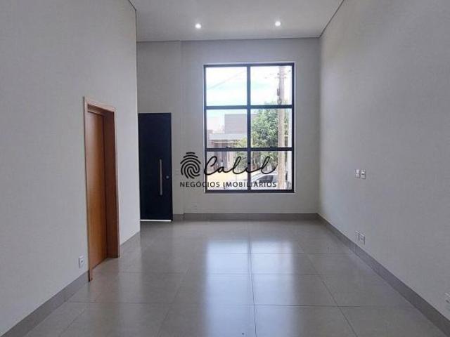 Casa térrea Condomínio Reserva Imperial com 3 suítes e piscina!