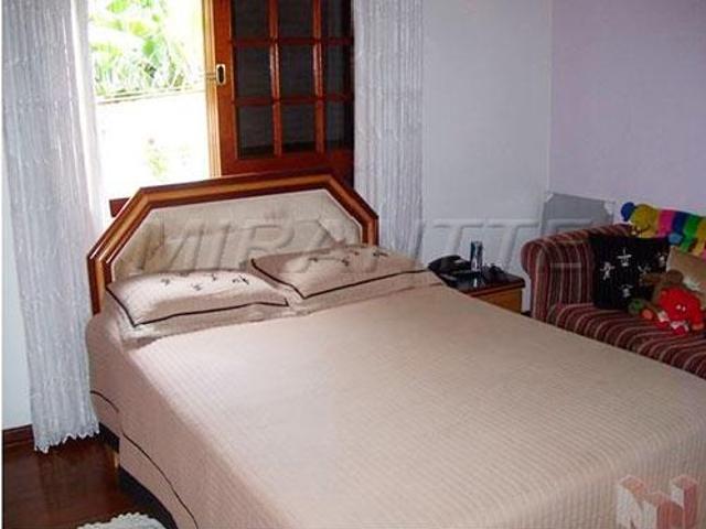 Casa terrea de 590m² com 5 quartos