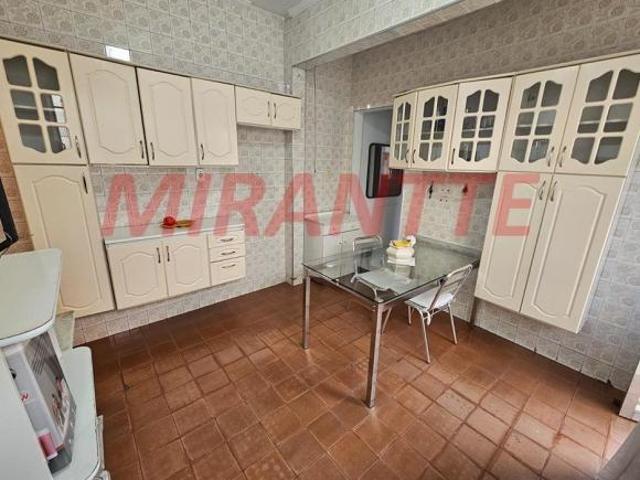 Casa terrea de 160m² com 6 quartos