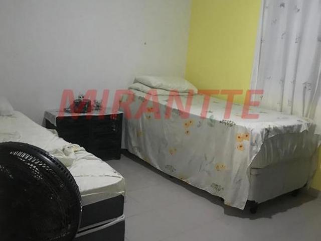 Casa terrea de 180m² com 5 quartos