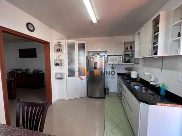 Casa Térrea de 189m² com 4 quartos 1 suíte no Centro de Quatro Barras