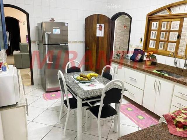 Casa terrea de 197m² com 3 quartos