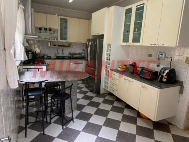 Casa terrea de 250m² com 3 quartos