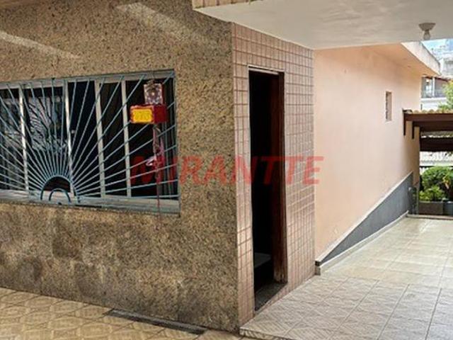Casa terrea de 330m² com 4 quartos