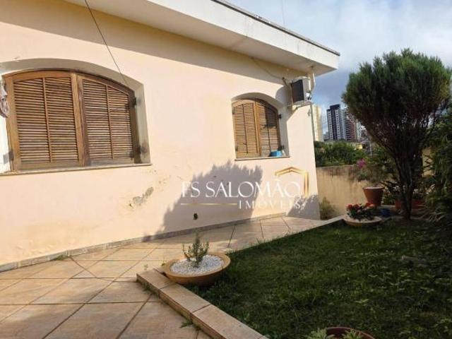 Casa Térrea de Esquina à Venda na Vila Romana | 174 m² de Terreno | 200 m² de Construção | 2 Dormitó