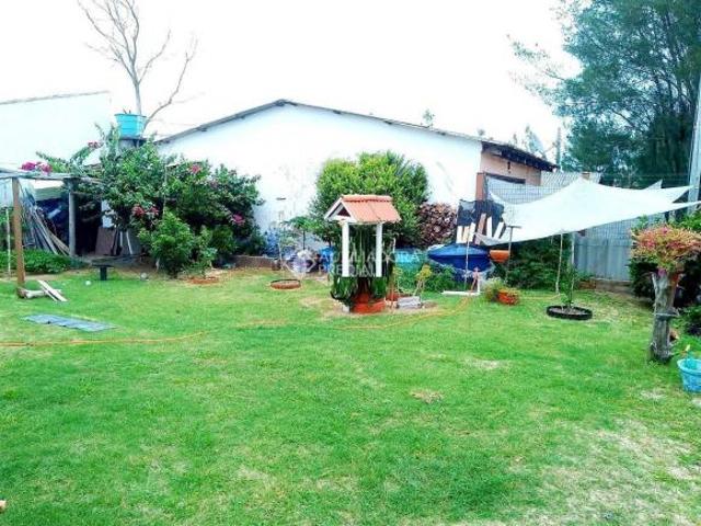Casa térrea de esquina. Semi mobiliada. Terreno 15x30