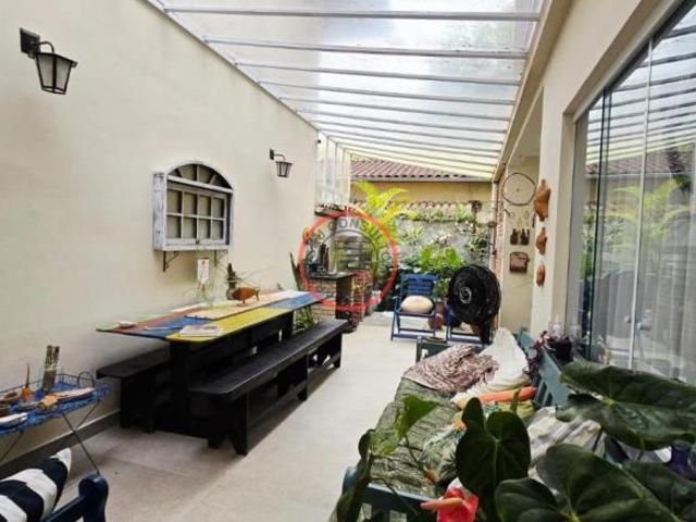 CASA TÉRREA DENTRO DE RESIDENCIAL, COM QUINTAL EM L, COM PISCINA, AREA GOURMET, COM 130 MT DE AREA