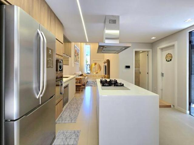 Casa térrea decorada e automatizada 3 quartos sendo 1 suíte Umbará Curitiba