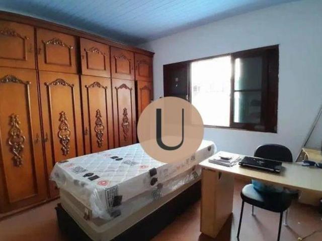 Casa térrea em terreno de 200 metros R$ 860.000 Santa Maria São Caetano do Sul/SP