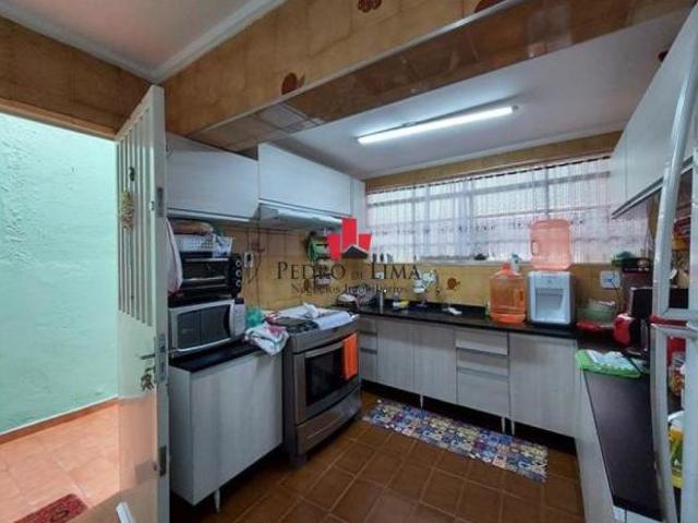 Casa térrea em um terreno 10x50, com quintal e árvores frutíferas Ermelino Matarazzo