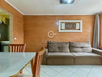 Casa térrea em Condomínio com 3 Quartos e Cozinha