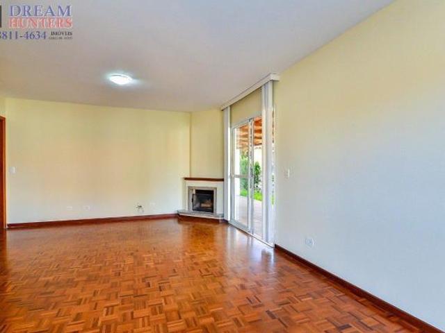 Casa térrea em Condomínio, com 3 Quartos, em Santa felicidade