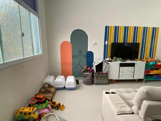 Casa Térrea em Condomínio Jacareí Condomínios Vivva Residencial Clube no Jardim Califórnia 3 D