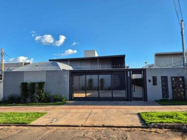 Casa Térrea em Condomínio | 1 Suíte + 2 Quartos | Área Gourmet | Vila Bandeirante