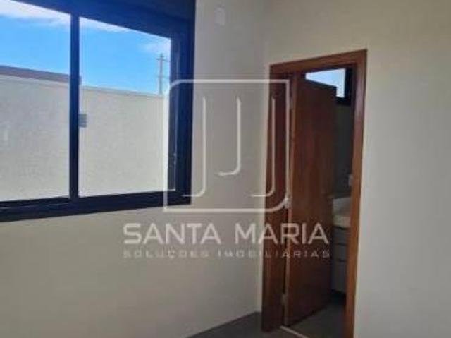 Casa térrea em condominio 3 dormitórios/suite, portaria 24 horas, em condomínio fechado