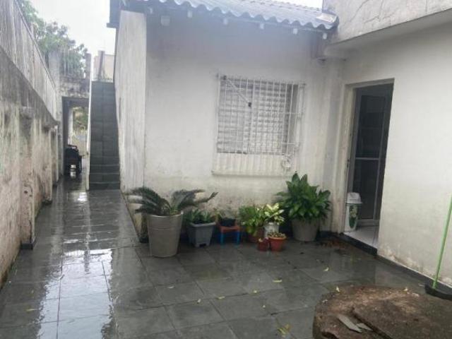 CASA TÉRREA EM ERM. MATARAZZO, RUA FIGUEIRA DA POLINÉSIA. TÉRREO 2 DORMS, 1 WC, SALA, COZ. PLANEJADA