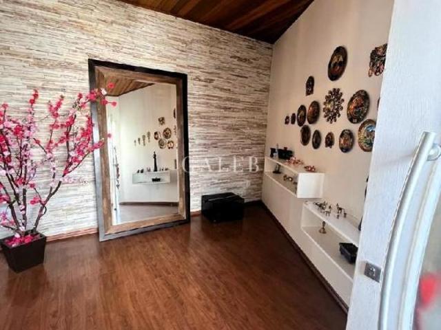 Casa térrea em local privilegiado em Atibaia SP