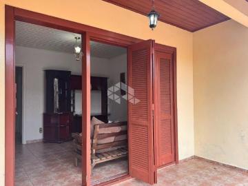 Casa Térrea Espaçosa e Confortável à Venda no Bairro São Roque