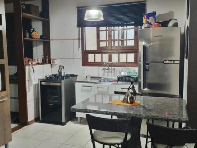 Casa Terrea Excelente Localização! Terreno Plano para Desfrutar em Família!