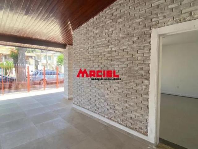 CASA TERREA EXCELENTE LOCALIZAÇÃO NO PARQUE 300 M² TERRENO