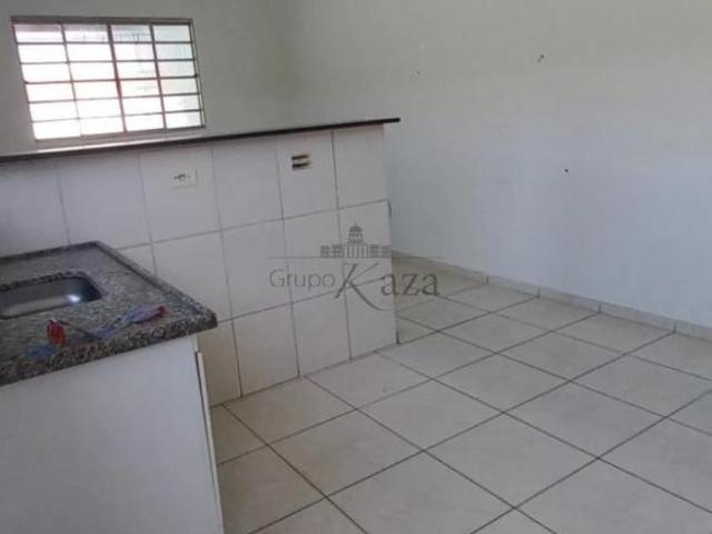 Casa Térrea Jacareí Jardim Nova Esperança 2 Dormitórios 126m²