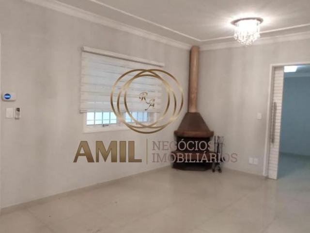 Casa Térrea, Jardim das Indústrias, 3 dormitórios 2 suites, 190m², São José dos Campos
