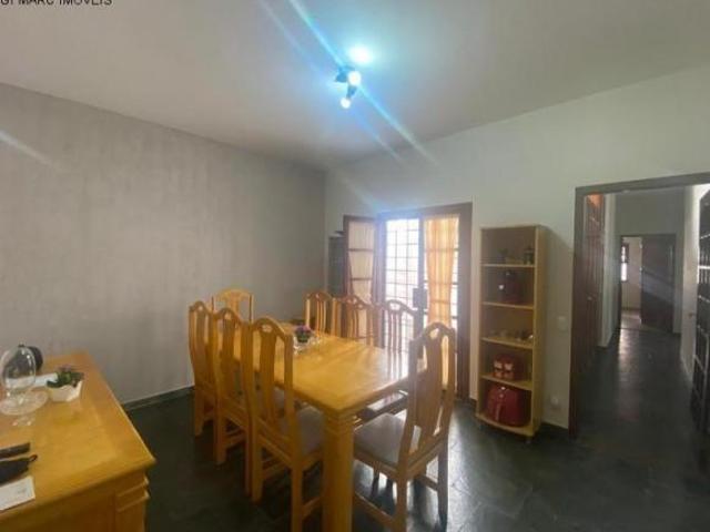 Casa térrea localizada na Vila Oliveira em Mogi das Cruzes SP