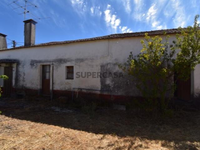 Casa terrea M2+Anexo / Palheiro