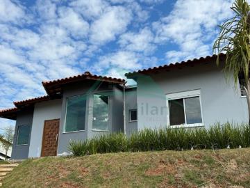 Casa Térrea Maravilhosa a Venda em Condomínio de Alto Padrão