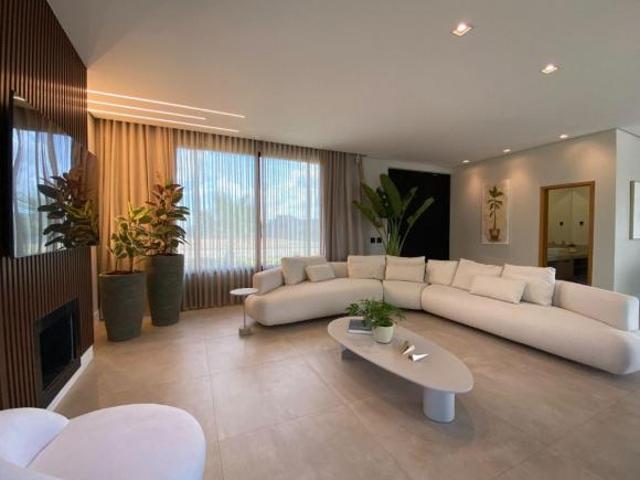 CASA TÉRREA MOBILIADA EM COND. NA REPRESA