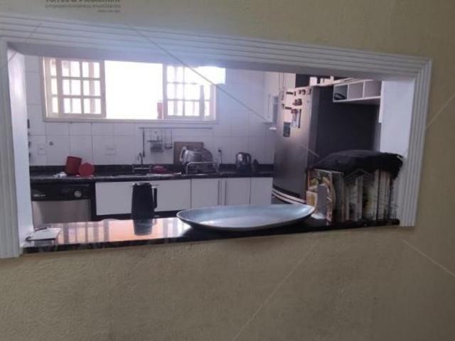 Casa Térrea na Vila Prudente, com 6 dormitórios, sala, cozinha planejada, 5 banheiros, churrasqueira