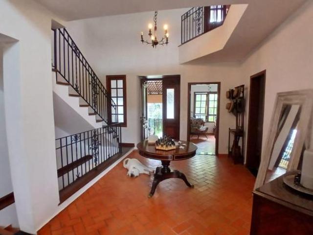 Casa térrea na Av. São Camilo alto padrao a venda Granja Viana / SP