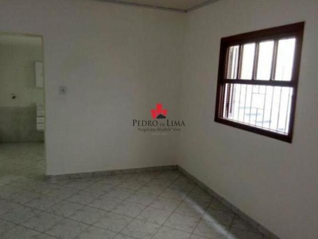 Casa térrea na região Central da Penha