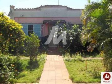 Casa térrea na rua 3 dormitórios, cozinha planejada