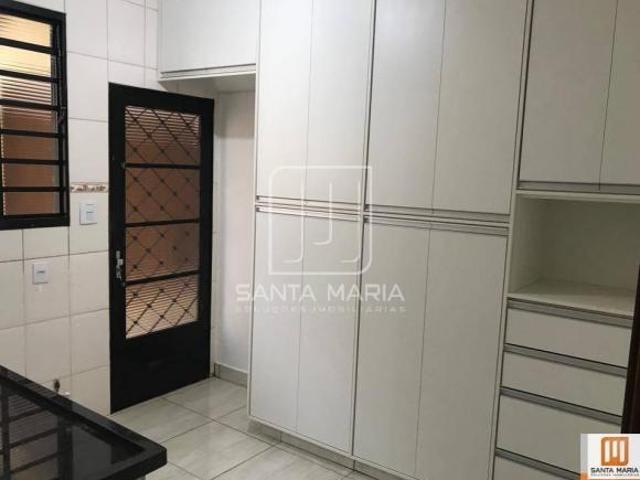 Casa térrea na rua 3 dormitórios/suite, cozinha planejada