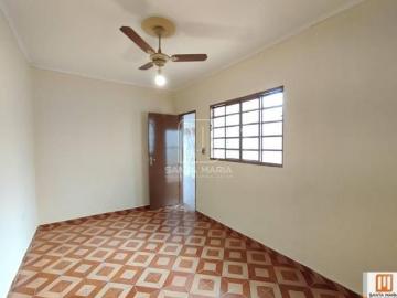 Casa térrea na rua 3 dormitórios/suite, cozinha planejada